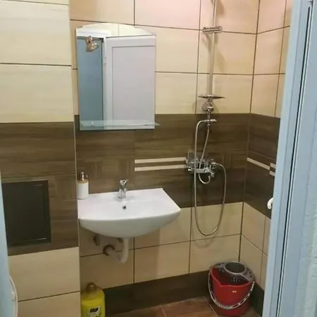 Holiday Apartman Targoviste